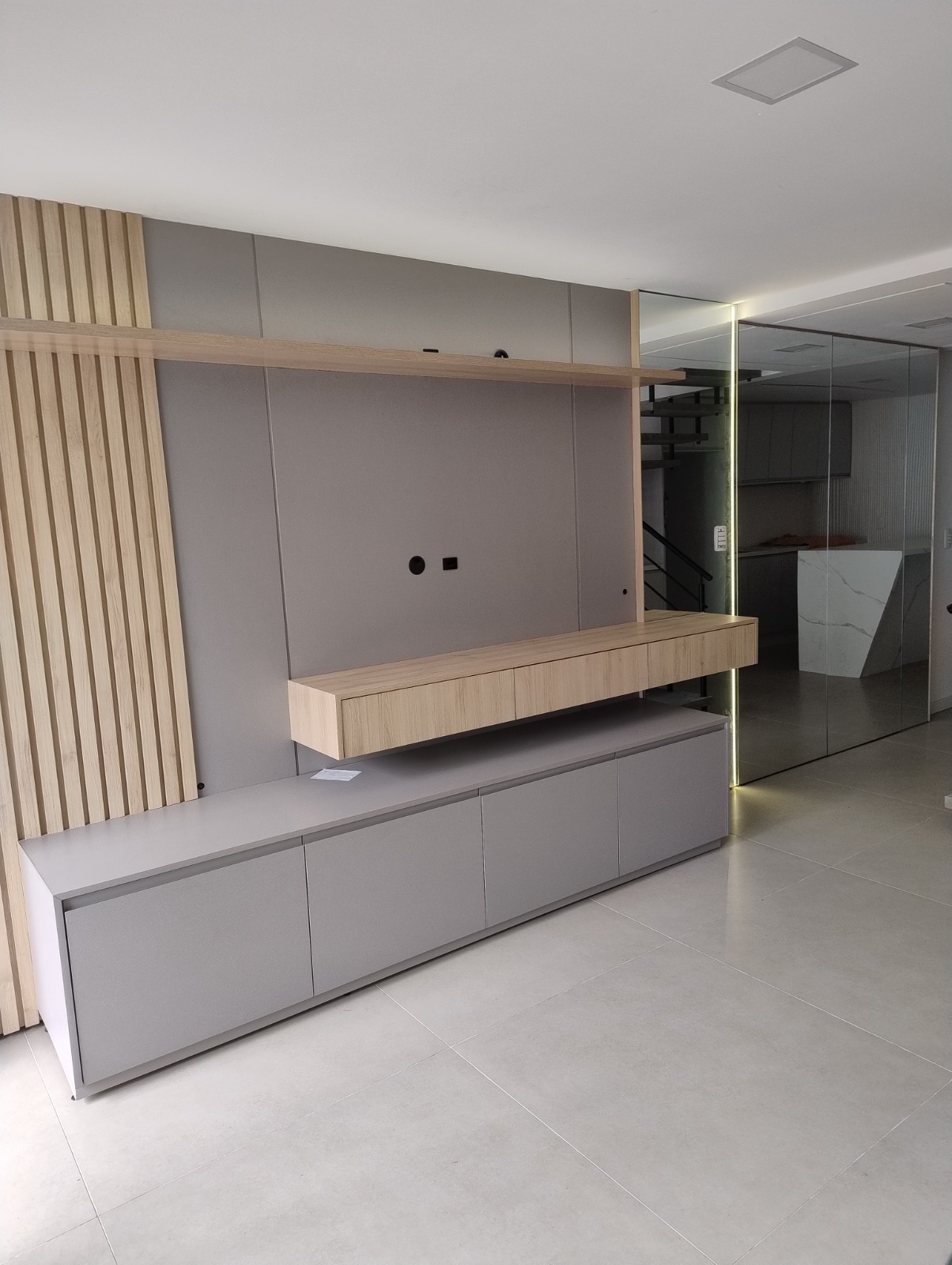 Sala com Painel Ripado